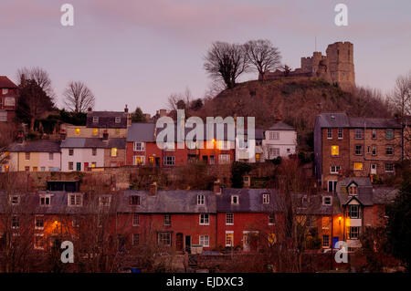 Lewes Castle und die umliegenden Wohnhäuser, Lewes, Sussex, UK Stockfoto