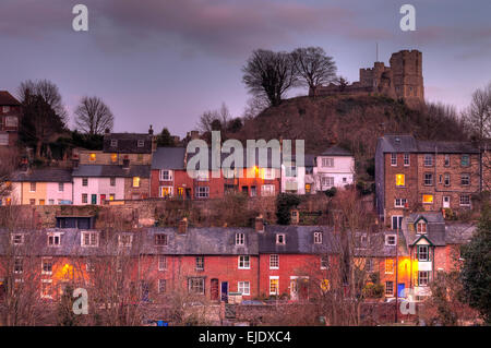 Lewes Castle und die umliegenden Wohnhäuser, Lewes, Sussex, UK Stockfoto