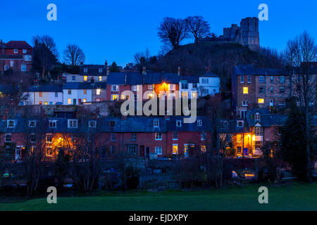 Lewes Castle und die umliegenden Wohnhäuser, Lewes, Sussex, UK Stockfoto