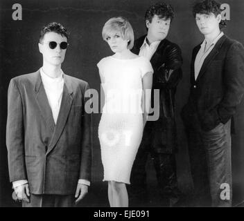 TALKING HEADS Promo-Foto des US-Rock-Gruppe über 1985. Von links: David Tina Weymouth, Chris Frantz, Jerry Harrison Stockfoto