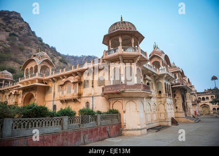 Galtaji Hanuman Hindu-Tempel in der Nähe von Jaipur, Rajasthan, Indien Stockfoto