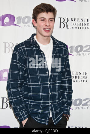Bala Cynwyd, Pennsylvania, USA. 24. März 2015. Kanadische Singer-Songwriterin Shawn Mendes posiert am Q102 Performance-Theater auf 24. März 2015 in Bala Cynwyd, Pennsylvania, USA. Bildnachweis: Paul Froggatt/Alamy Live-Nachrichten Stockfoto