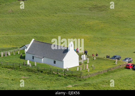 Die Note 1 aufgeführten 13./14. Jahrhundert Kirche des Heiligen Kreuzes (Walisisch: Eglwys y Grog), Mwnt, Ceredigion. Stockfoto