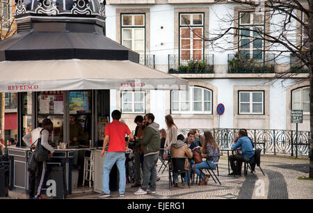 Largo de Camões Kiosk in Lissabon - Portugal Stockfoto