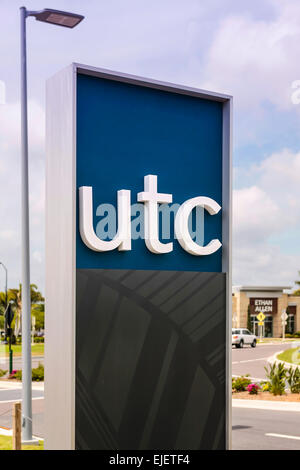 Das UTC Einkaufszentrum Schild an der neuen Universität Town Center Mall liegt direkt an der i-75 auf University Parkway in Sarasota "Floria" Stockfoto