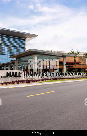 Der offizielle Eingang in der neuen Mall am University Town Center liegt direkt an der i-75 auf University Parkway in Sarasota "Floria" Stockfoto