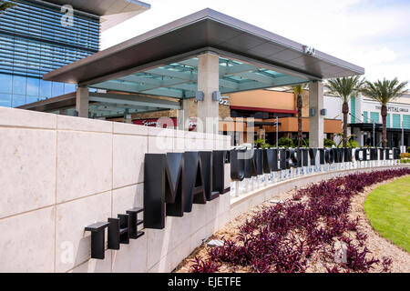 Der offizielle Eingang in der neuen Mall am University Town Center liegt direkt an der i-75 auf University Parkway in Sarasota "Floria" Stockfoto