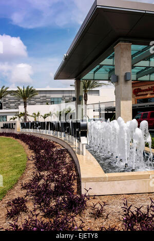 Der offizielle Eingang in der neuen Mall am University Town Center liegt direkt an der i-75 auf University Parkway in Sarasota "Floria" Stockfoto