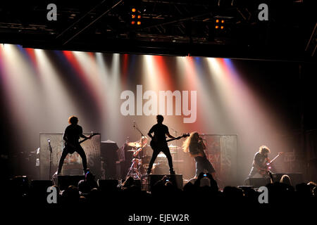 BARCELONA - FEB 5: The Eyes, Heavy-Metal-Band, live-Musik-Show im Razzmatazz Bühne am 5. Februar 2011 in Barcelona, Spanien. Stockfoto