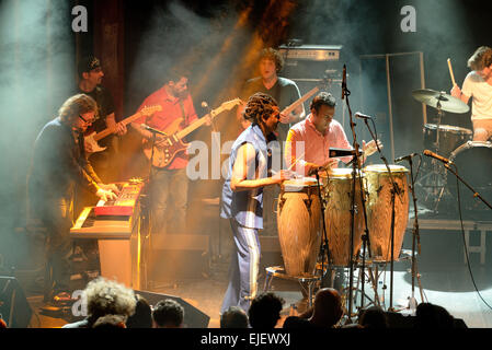 BARCELONA - 27 Mai: Antibalas (Afrobeat Band) Leistung bei Heineken Primavera Sound Festival 2014. Stockfoto