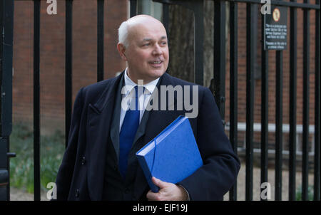 Iain Duncan Smith, Staatssekretär für Arbeit und Renten, in der Downing street Stockfoto