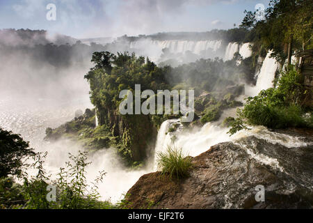 Argentinien, Iguazu Wasserfälle, Saltars, San Martin, Mbigua und Bernabe Mendez Wasserfälle Stockfoto