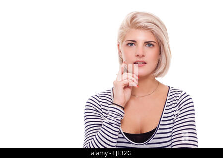 Portrait of Smiling ziemlich Blond Frau tragen Black und White Stripe Shirt während schaut in die Kamera hautnah. Gefangen in St Stockfoto