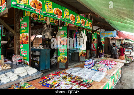 Straßenszenen in Nyuang Shwe Stadt Stockfoto