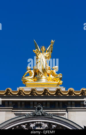 Goldene Figur über die Paris Oper in Paris Frankreich Stockfoto