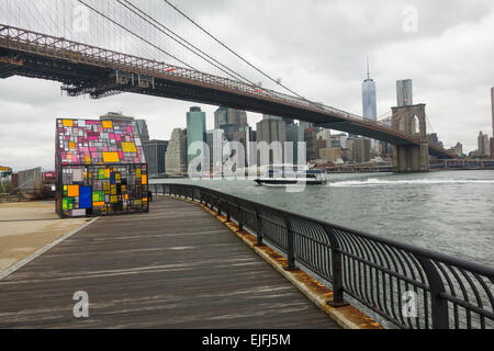 Fleck-Glashaus von Tom Fruin Brooklyn NY Stockfoto