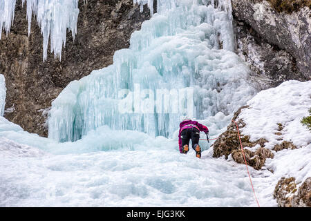 Veneto Serrai di Sottoguda / Eiskletterer / Sottoguda / Pettorina Tal / Dolomiten Stockfoto