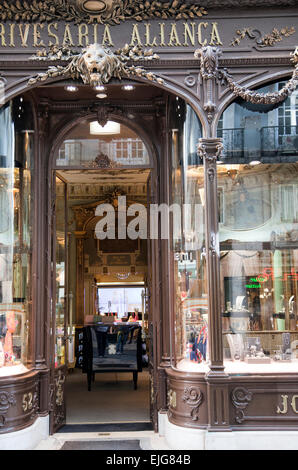 Ourivesaria Alianca Schmuck Boutique auf der Rua Garrett in Lissabon - Portugal Stockfoto