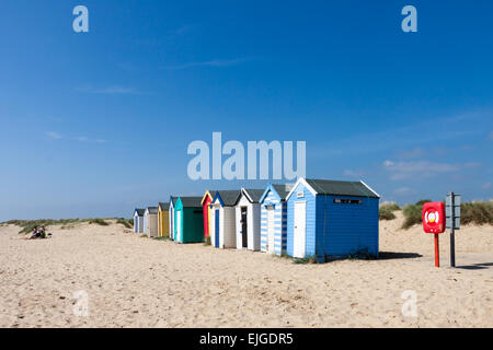 Bunte Strandhäuschen in Southwold Stockfoto