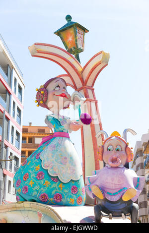 Fallas von Valencia in Denia beliebte Fest Zahlen in Spanien Stockfoto