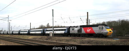 43272 Ostküste Züge Betriebsgesellschaft, Klasse 43 High Speed Diesel Train, East Coast Main Line Railway, Peterborough, Cambs Stockfoto