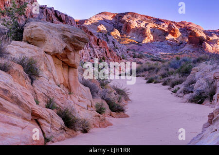 Sonnenaufgang über Tal des Feuers-Waschanlagen - Nevada Stockfoto