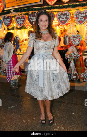 Prominente, die Teilnahme an der "Almauftrieb" bei Kaefer Zelt beim Oktoberfest auf der Theresienwiese mit: Christine Neubauer Where: München, Deutschland: 21 Sep 2014 Stockfoto