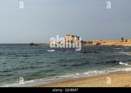 Restaurant am Hafen in Caesarea Maritima Nationalpark in Caesarea, Israel Stockfoto