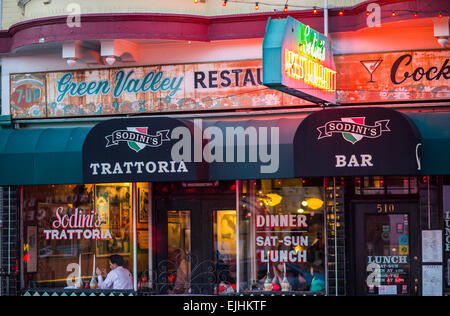 Sodini Restaurant und Bar in North Beach, San Francisco, Kalifornien, USA von außerhalb Stockfoto