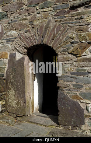 Tür, Y Garreg Fawr Schiefer Bauernhaus aus Waunfawr, Caernarfonshire Nord-Wales, National History Museum, St Fagans, Cardif Stockfoto