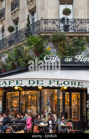 Cafe de Flore Exterieur, Paris, Frankreich Stockfoto