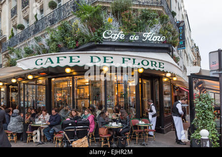 Cafe de Flore Exterieur, Paris, Frankreich Stockfoto