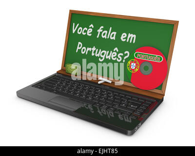 -Laptop mit CD und Kreide Board statt des Bildschirms, auf dem geschrieben sprechen Sie Portugiesisch? Stockfoto