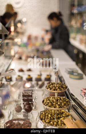 Les Marquis de Laduree, Paris, Frankreich, Innenraum Stockfoto