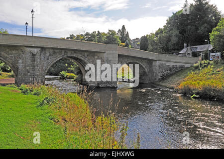 Brücke über den Fluss Coquet, Rothbury, Northumberland. Stockfoto