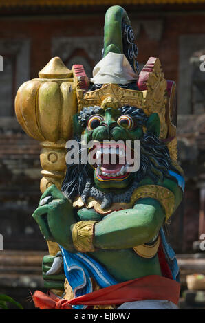 Statue am Pura Ulun Danu Batur Tempel, Insel Bali, Indonesien Stockfoto