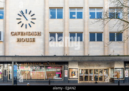 Cavendish-Haus ist eine berühmte Kaufhaus an der Promenade in Cheltenham, Großbritannien Stockfoto