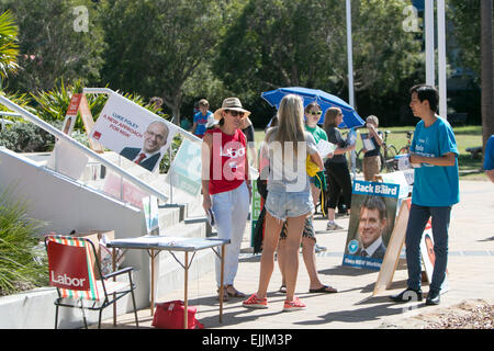 Sydney, Australien. 28. März 2015. Bewohner von Pittwater Sydney Abstimmung in der South Wales State Neuwahl, von Liberalen und Staatsangehörigen Koalition gewonnen Stockfoto