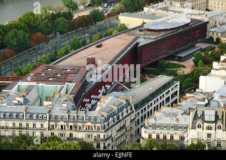 Musée du Quai Branly-Jacques Chirac. Paris. Blick vom Eiffelturm Stockfoto