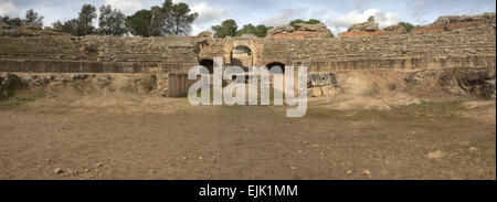 Das Amphitheater von Mérida, wurde die römische Kolonie von Emerita Augusta von Octavius Augustus erbaut. Dieses Gebäude sollte fo Stockfoto