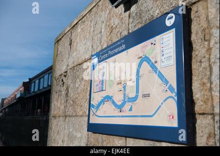 Melden Sie für Zentrum Promenade im Stadtzentrum von Bristol Stockfoto