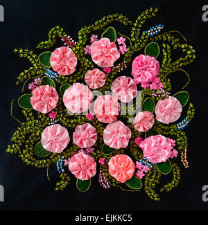 Sri Lankan handgemachte Sticken und Kreuzstich-Blumen-Design Stockfoto