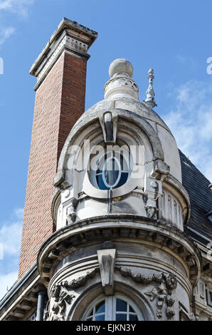 Eine barocke Turm in der Stadt von Chagny, Saone et Loire, Burgund, Frankreich. Stockfoto