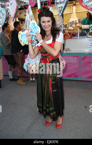 Goldstar-Media-Party im Kufflers Weinzelt Zelt während 2014 Oktoberfest Featuring: Nicola Tiggeler Where: München, Deutschland: 23 Sep 2014 Stockfoto