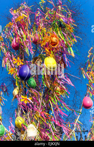 Osterbaum auf Dem Altstädter Ring, Prager Oster-Tschechische Republik Stockfoto