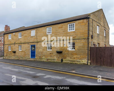 Die Zehntscheune aufgeführt eine 18 C Klasse 2 Gebäude in Marske am Meer ehemaliges Lagerhaus jetzt ein Wohnhaus Stockfoto