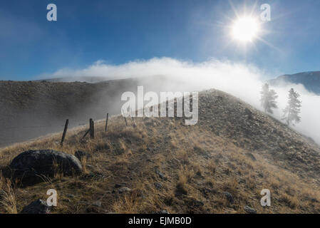 Nebel über dem Wallowa Lake Moraine, Oregon. Stockfoto