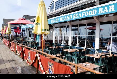 Schattigen Island Seafood Bar & Grill, Steveston Village, Richmond, BC, Kanada Stockfoto