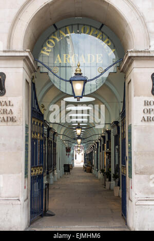 Königliche Oper Arcade, Pall Mall, London Stockfoto