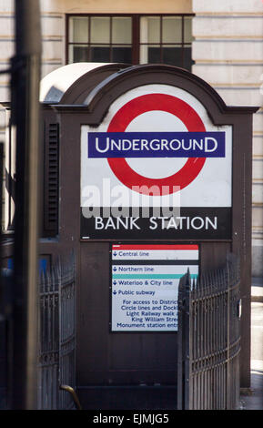 U-Bahnhof Bank, London Stockfoto